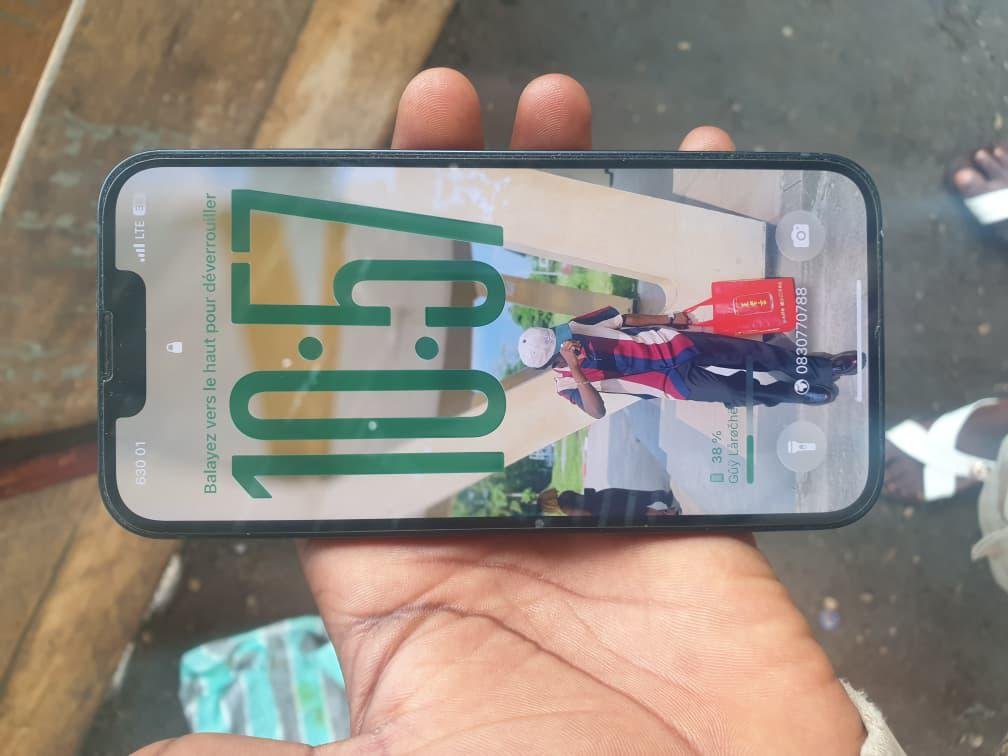 iphone 13 simple
